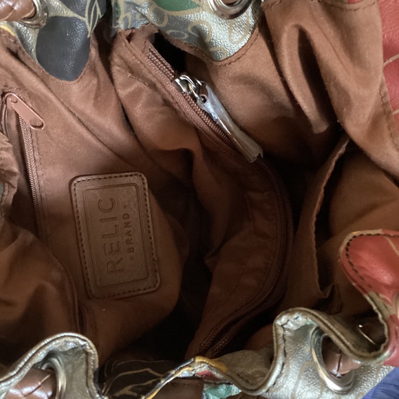 💐👜 RELIC Rose Purse HOBO SHOULDER BAG 👜💐 - Picture 4 of 7